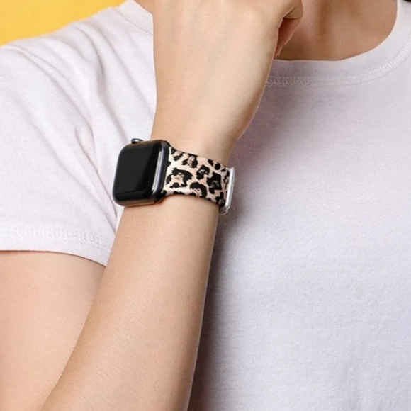 Laffav Set of 3 Apple Watch Straps Size 38/40/41MM S/M 2 Leopard and Paw Prints - Picture 4 of 8